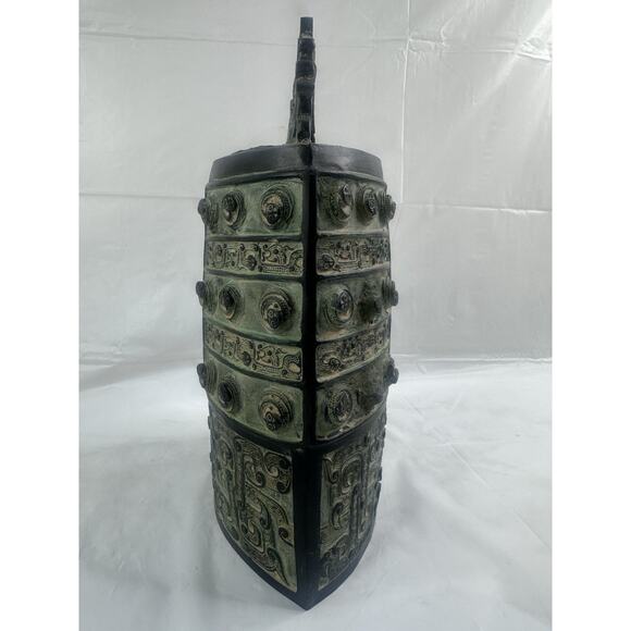 Antique Chinese Dynasty Bronze Ware Xizhou 2 Dragon Ear Clock Bell Zhong statue - Picture 2 of 9